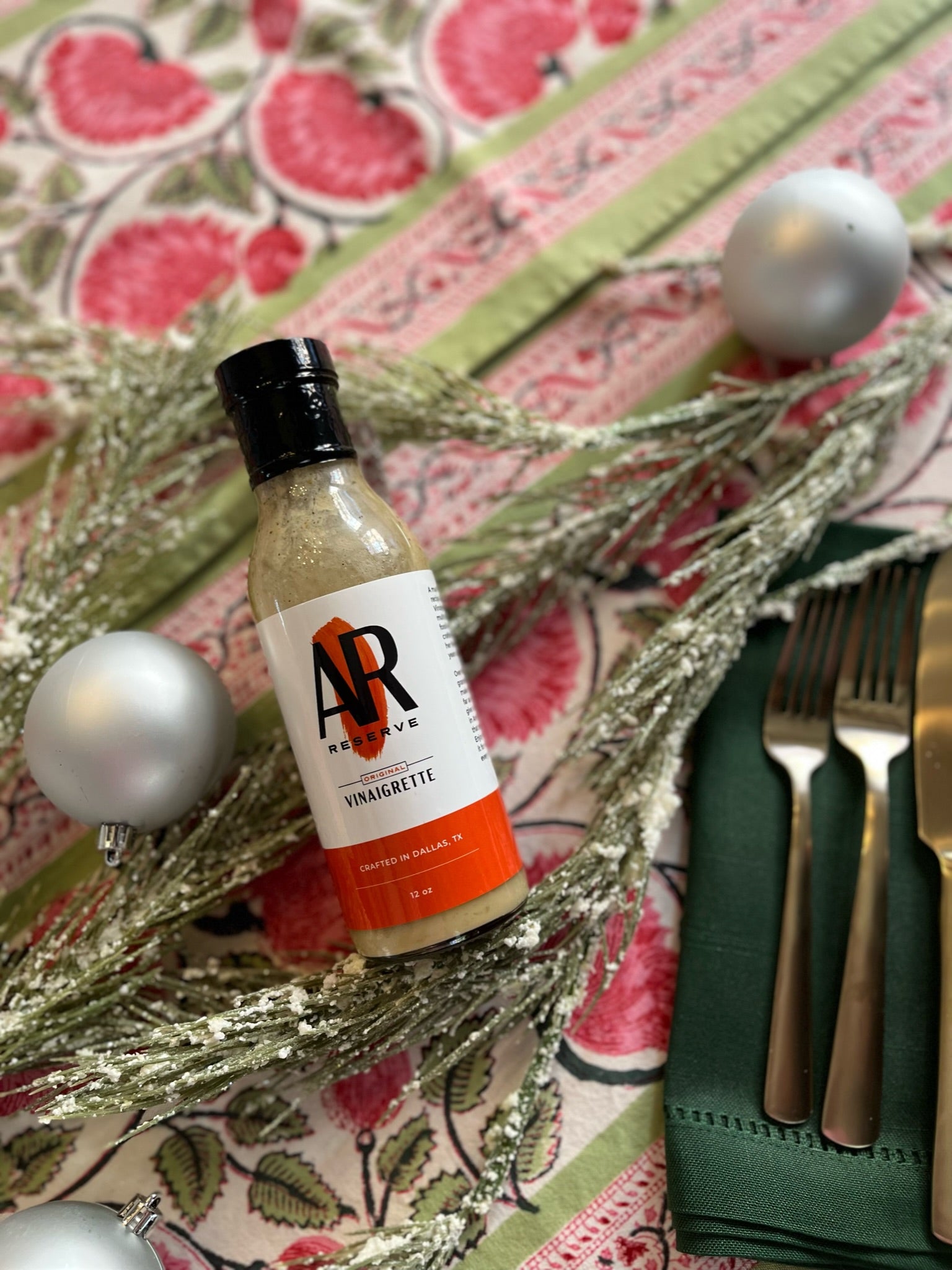 Holiday Hosting w/ EC Table